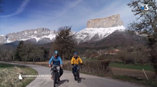 Reportage France 3 “Chroniques d’En Haut” sur le train Grenoble-Gap et la mobilité douce en montagne